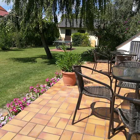 Gruendner Vendeghaz 3* Siófok