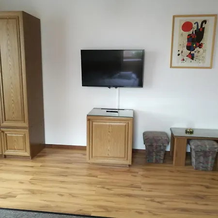 Gruendner Vendeghaz 3*