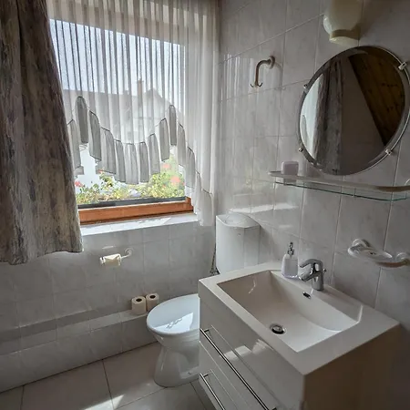 Gruendner Vendeghaz 3* Siófok