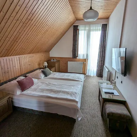 Bed & Breakfast Gruendner Vendeghaz 3*