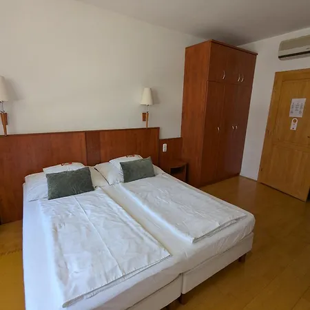 Bed & Breakfast Grundner Vendeghaz Siofok