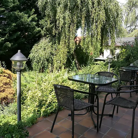 Gruendner Vendeghaz 3* Siófok