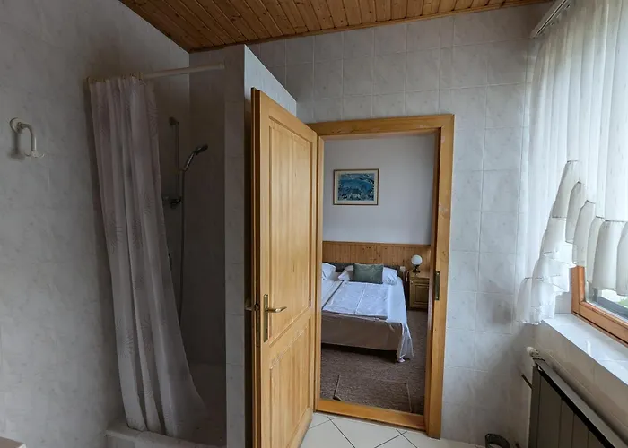 B&B Gruendner Vendeghaz