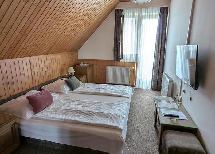B&B Gruendner Vendeghaz 4*